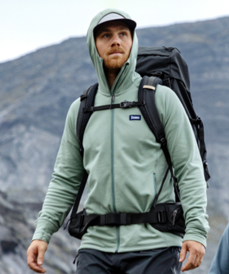 WINTER MOUNTAINEERING